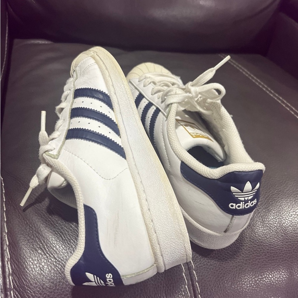 Adidas - Picture 6 of 8